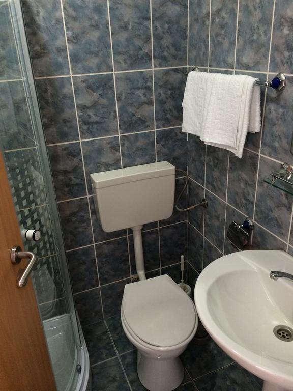 Pensiunea Simina Caransebeş Esterno foto